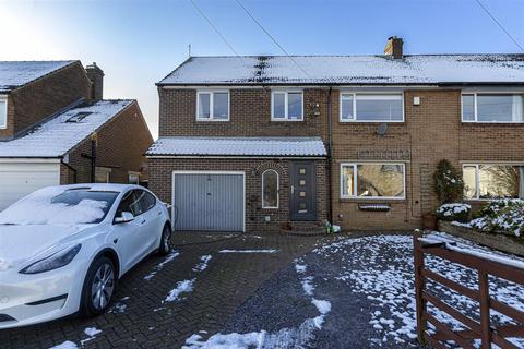 4 bedroom semi-detached house for sale, Laund Road, Huddersfield HD3