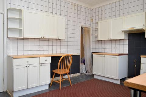 2 bedroom terraced house for sale, Bar Gap Road, Oldham