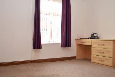 55 Bar Gap Road, Oldham, OL1 3RL