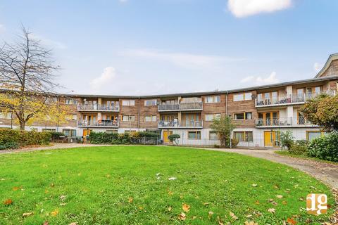 1 bedroom flat for sale, Boatemah Walk, London SW9