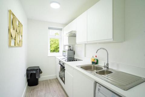 2 bedroom apartment to rent, Netherfield, Milton Keynes MK6