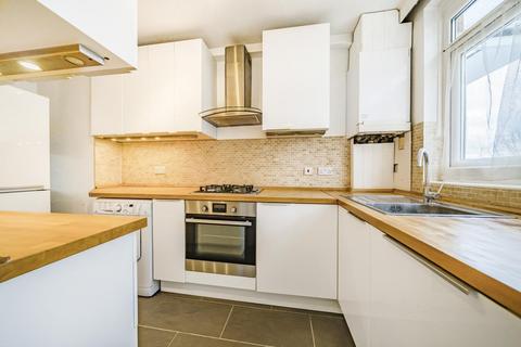 2 bedroom flat for sale, Kersfield Road, London