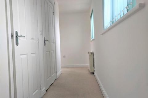 2 bedroom flat to rent, Battalion Way, Thatcham