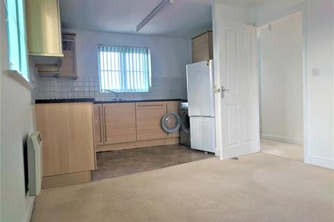 2 bedroom flat to rent, Battalion Way, Thatcham