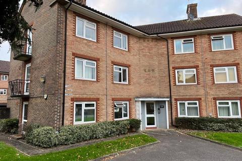 1 bedroom flat to rent, Rowena Court, Longfield Road, Horsham, West Sussex