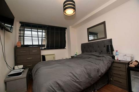 1 bedroom flat for sale, Lakeside Rise, Blackley, Manchester, Greater Manchester, M9 8QF