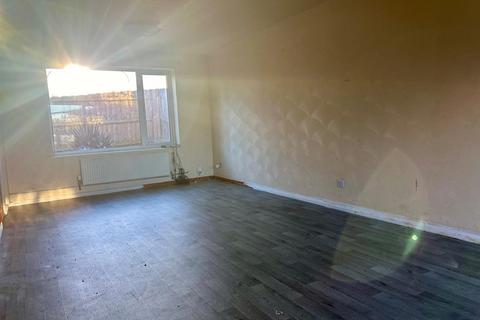 36 Clyde Chase, Leeds, LS12 1XQ