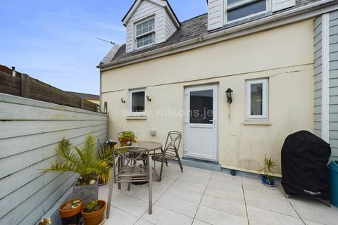 3 bedroom semi-detached house for sale, James Road, St Helier