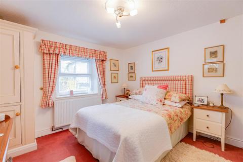 3 bedroom end of terrace house for sale, Eastgate, Cowbridge, Vale of Glamorgan, CF71 7AB