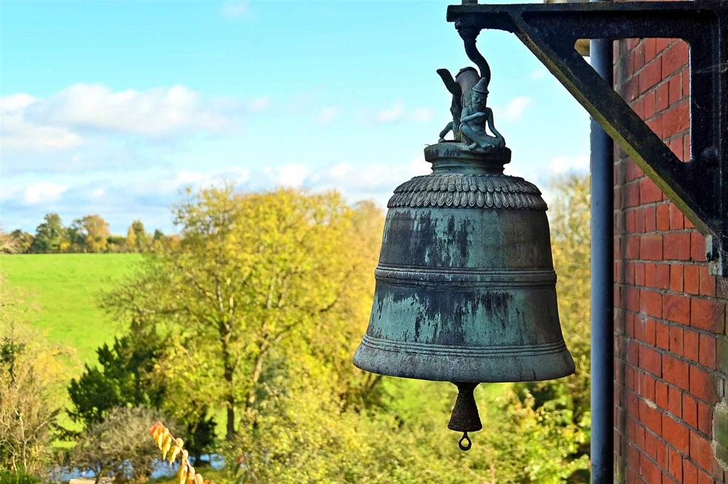 Bell
