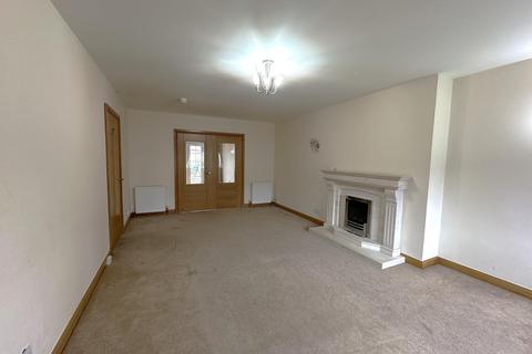 4 bedroom terraced house to rent, Montrose Drive, Bearsden, G61