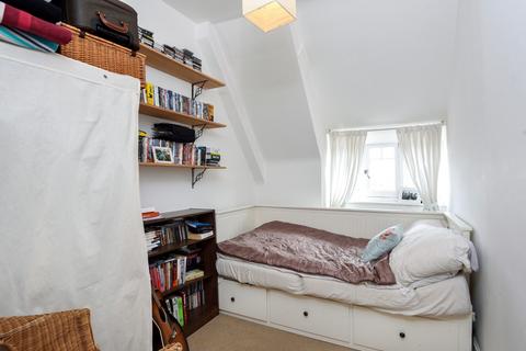 2 bedroom flat to rent, Shepherds Hill, Highgate N6