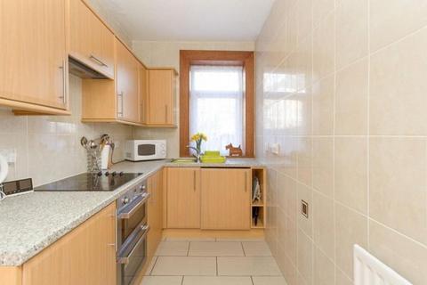 2 bedroom flat to rent, Loganlea Terrace, Craigentinny, Edinburgh, EH7