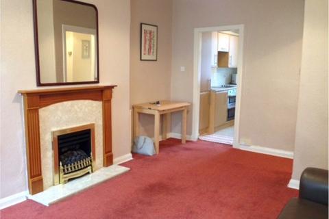 2 bedroom flat to rent, Loganlea Terrace, Craigentinny, Edinburgh, EH7