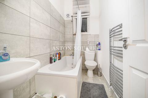 2 bedroom flat to rent, Tulse Hill, London SW2