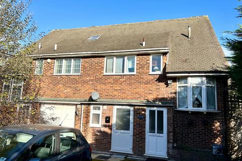 2 bedroom house to rent, Bromley Common, Bromley, BR2