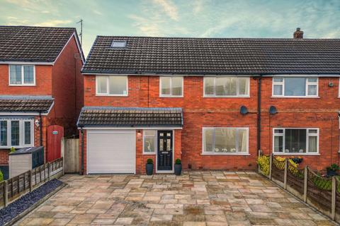 4 bedroom semi-detached house for sale, Penrith Avenue, Macclesfield SK11