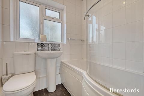 19 Boundary Road, Upminster, RM14 2QS