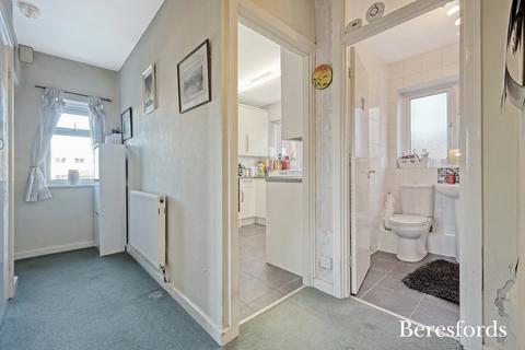 19 Boundary Road, Upminster, RM14 2QS