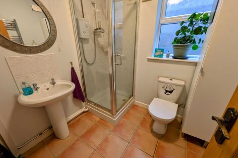 7 Campbell Road, Llandybie, Ammanford, SA18 3UP