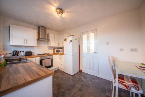 2 bedroom property to rent, Brookfield Street, Newton-Le-Willows, WA12