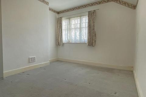144 Church Road, Bradmore, Wolverhampton, WV3 7EJ