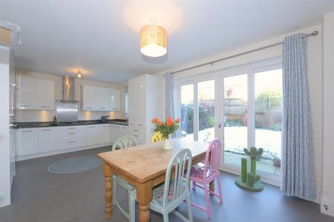 4 bedroom detached house for sale, Juniper Road, Off Ellesmere Road, Shrewsbury