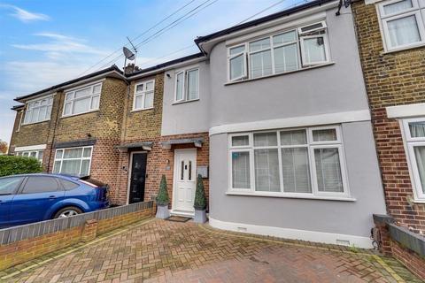 3 bedroom terraced house for sale, Winstead Gardens, Essex