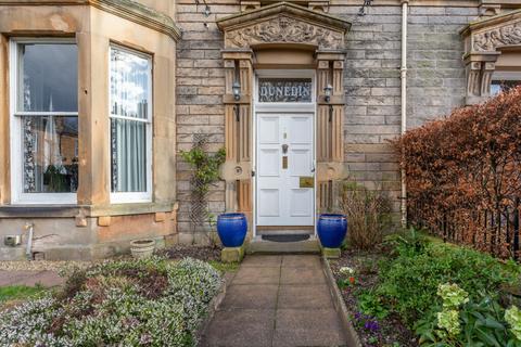 2 bedroom ground floor flat for sale, 8/1 Priestfield Road, Edinburgh,, EH16 5HH