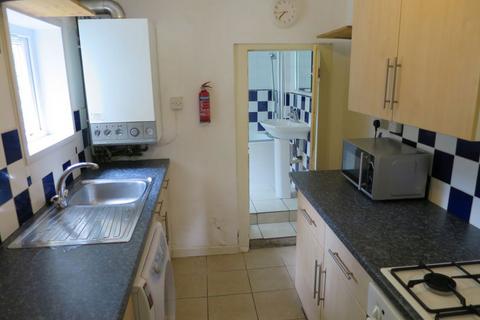 3 bedroom house to rent, Howard Street