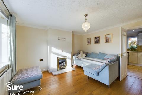 2 bedroom terraced house to rent, Galley Hill, Hemel Hempstead, Hertfordshire, HP1 3LA