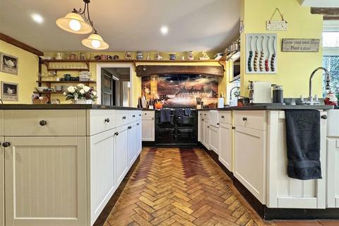 Vine Cottage Gransmore Green, Felsted, Dunmow, CM6 3LA