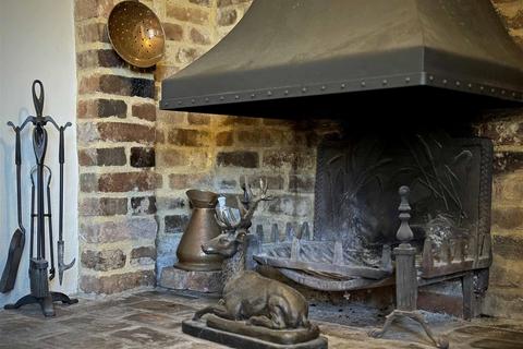 Vine Cottage Gransmore Green, Felsted, Dunmow, CM6 3LA