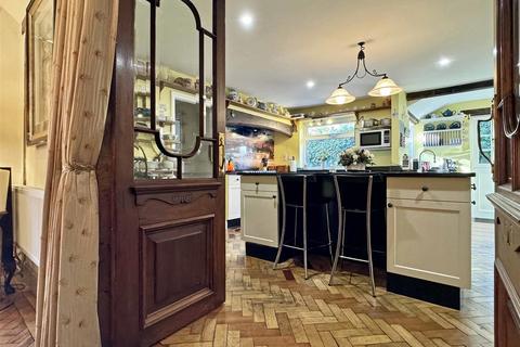 Vine Cottage Gransmore Green, Felsted, Dunmow, CM6 3LA