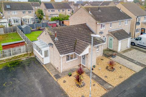 2 bedroom semi-detached bungalow for sale, Montaigne Close, Lincoln LN2