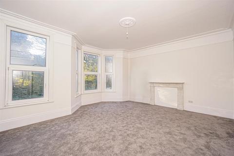 2 bedroom flat for sale, London Road, St. Leonards-On-Sea