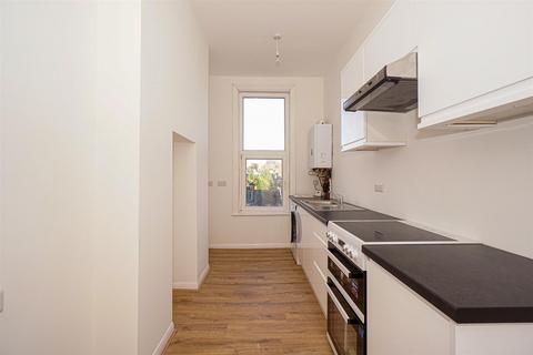 2 bedroom flat for sale, London Road, St. Leonards-On-Sea