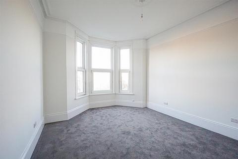 2 bedroom flat for sale, London Road, St. Leonards-On-Sea