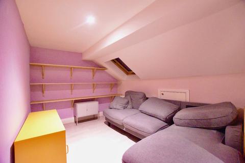 1 bedroom flat to rent, Goodmayes Lane, IG3