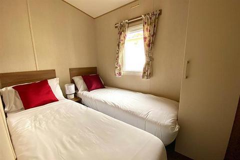 2 bedroom static caravan for sale, Tattershall Lakes Country Park