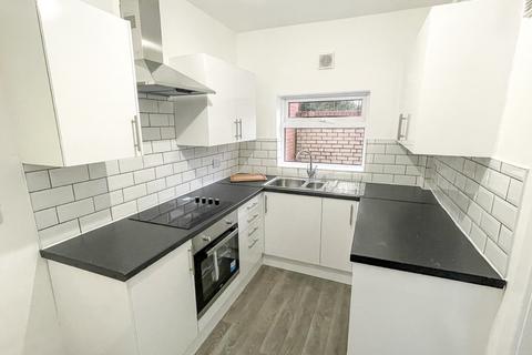 2 bedroom terraced house to rent, Wargrave Road, Newton-Le-Willows, Merseyside, WA12