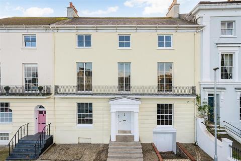 6 bedroom terraced house for sale, The Strand, Bideford