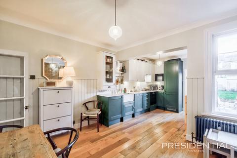 42 Eastbrook Road, Waltham Abbey, EN9 3AL