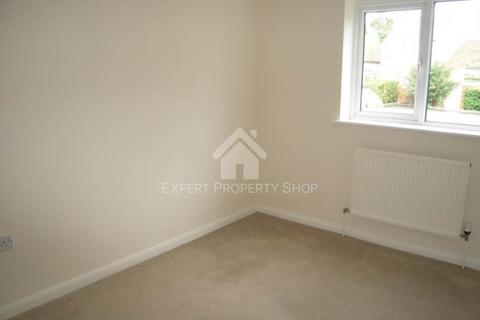 1 bedroom townhouse to rent, 64 The Pines, Worksop