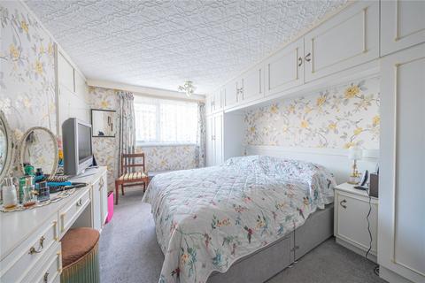 3 bedroom end of terrace house for sale, Nursery Close, Leeds