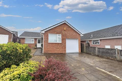 2 bedroom detached bungalow for sale, Ferndown