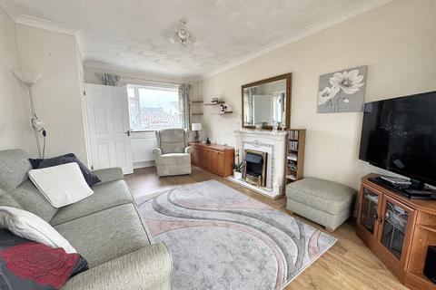 2 bedroom detached bungalow for sale, Ferndown