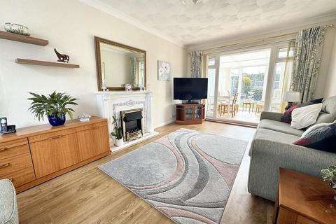 2 bedroom detached bungalow for sale, Ferndown