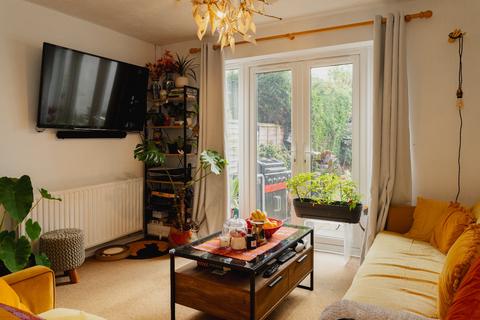 2 bedroom terraced house for sale, Wordsworth Mead, Redhill