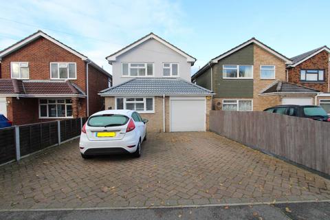 3 bedroom detached house for sale, Spencer Road, Benfleet